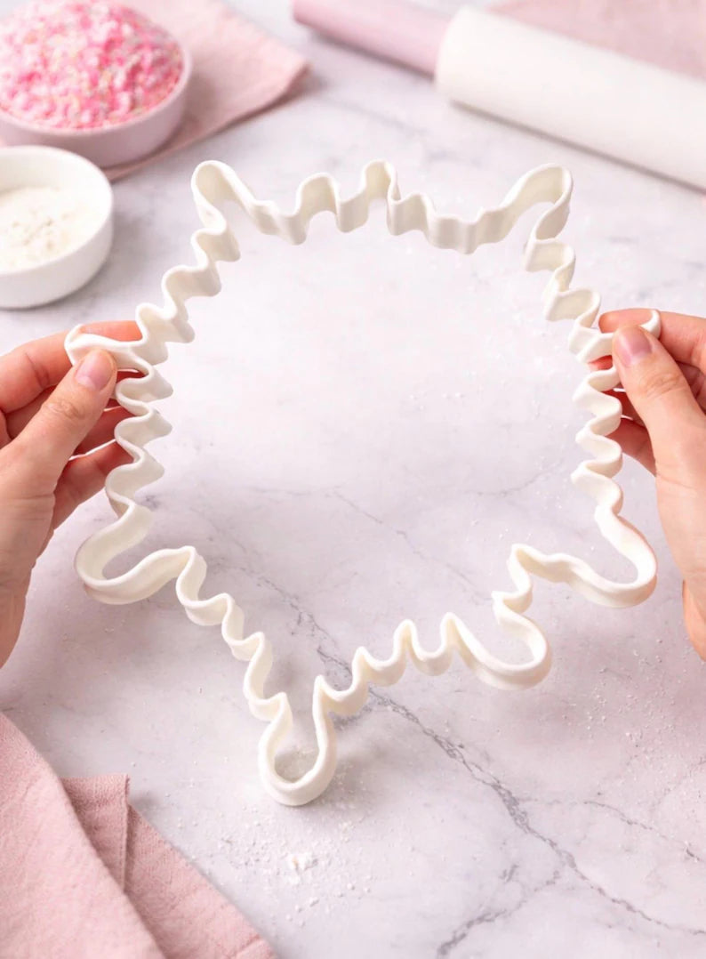 Fondant Drip Cutter for Cake Decorating | Smooth Drip Effect Tool